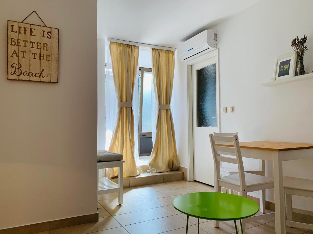 Apartments Vala Grebastica Exterior photo