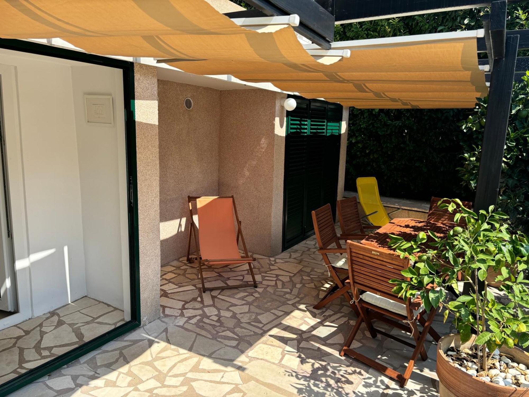 Apartments Vala Grebastica Exterior photo