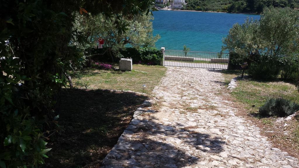 Apartments Vala Grebastica Exterior photo
