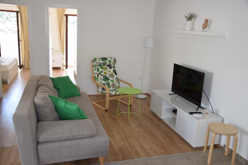 Apartments Vala Grebastica Exterior photo